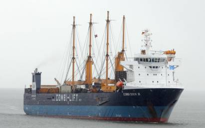 Débarquement d'une grue de 120 tonnes